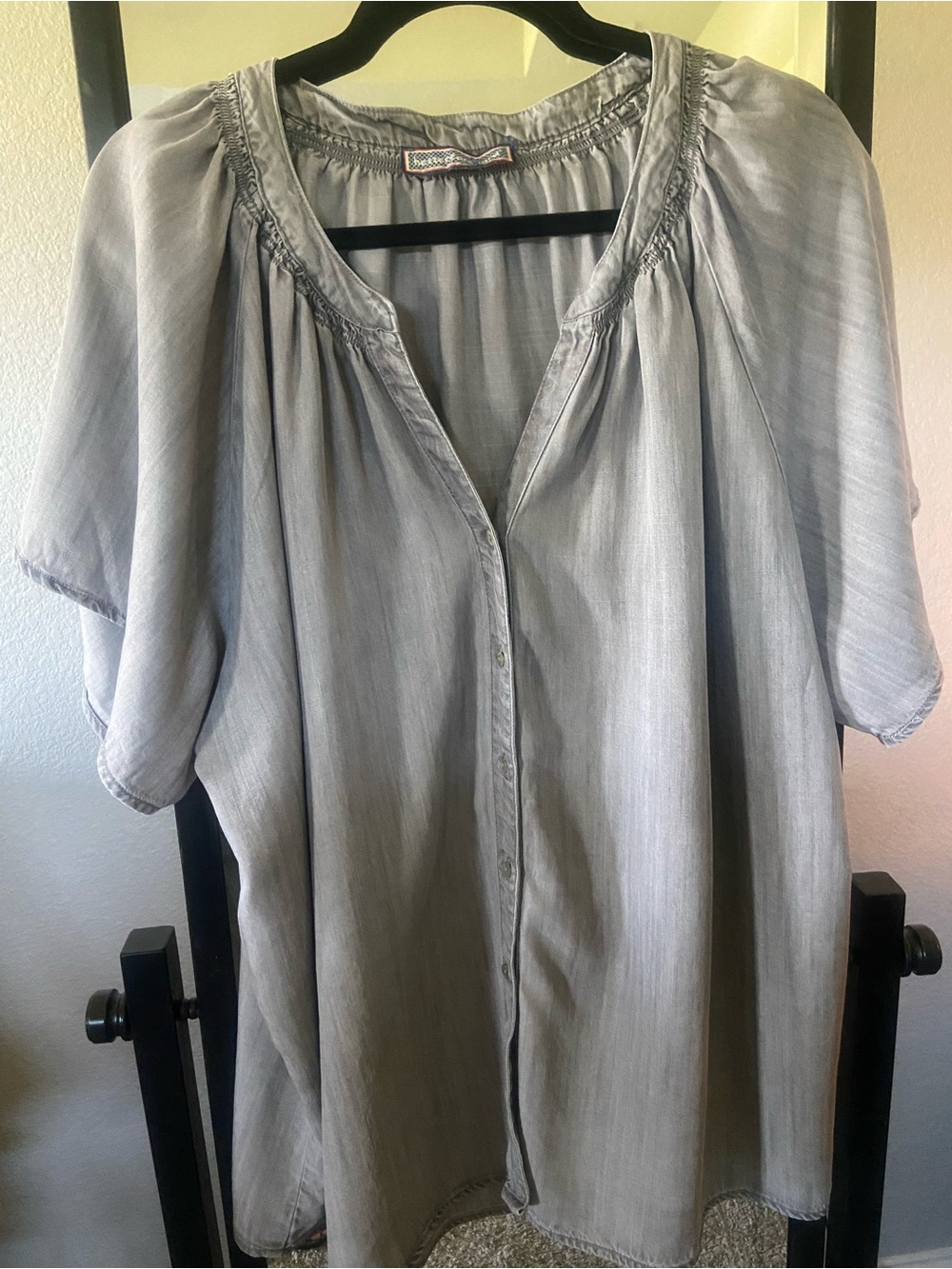 Light Gray Women’s Peasant Blouse - Classic Relaxed Fit